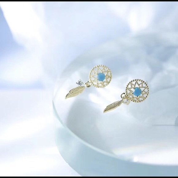 Dreamcatcher Sterling handmade Earrings - Picture 3 of 6